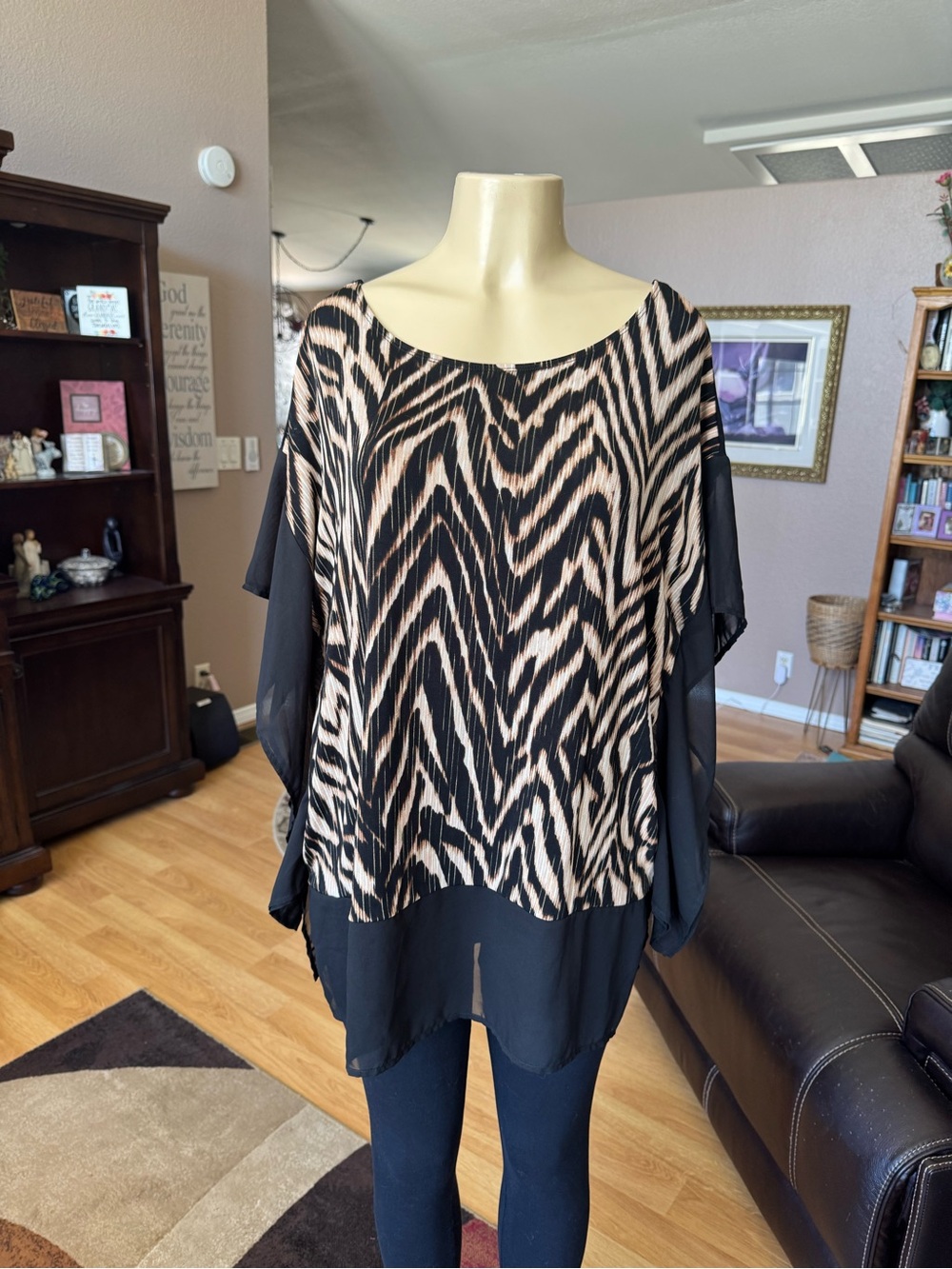 Chico’s Travelers black, brown & tan animal print blouse-size L/XL